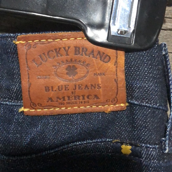 Y2K Lucky 🍀 Brand cropped capri jeans denim NWOT - Picture 9 of 14